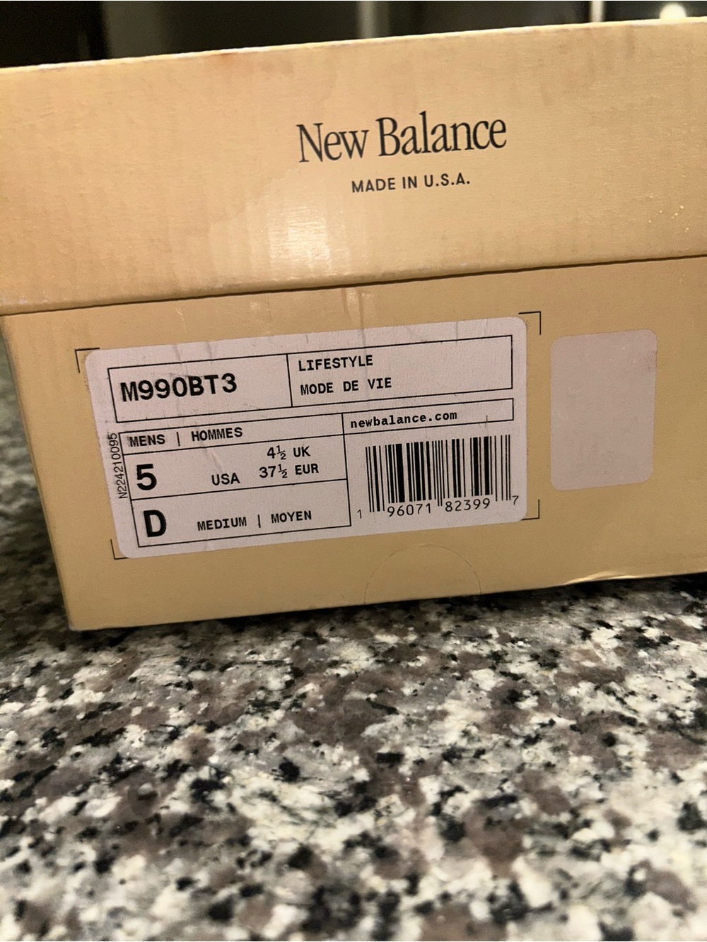 New Balance M990BT3 Beige Lifestyle VR Accessory Box